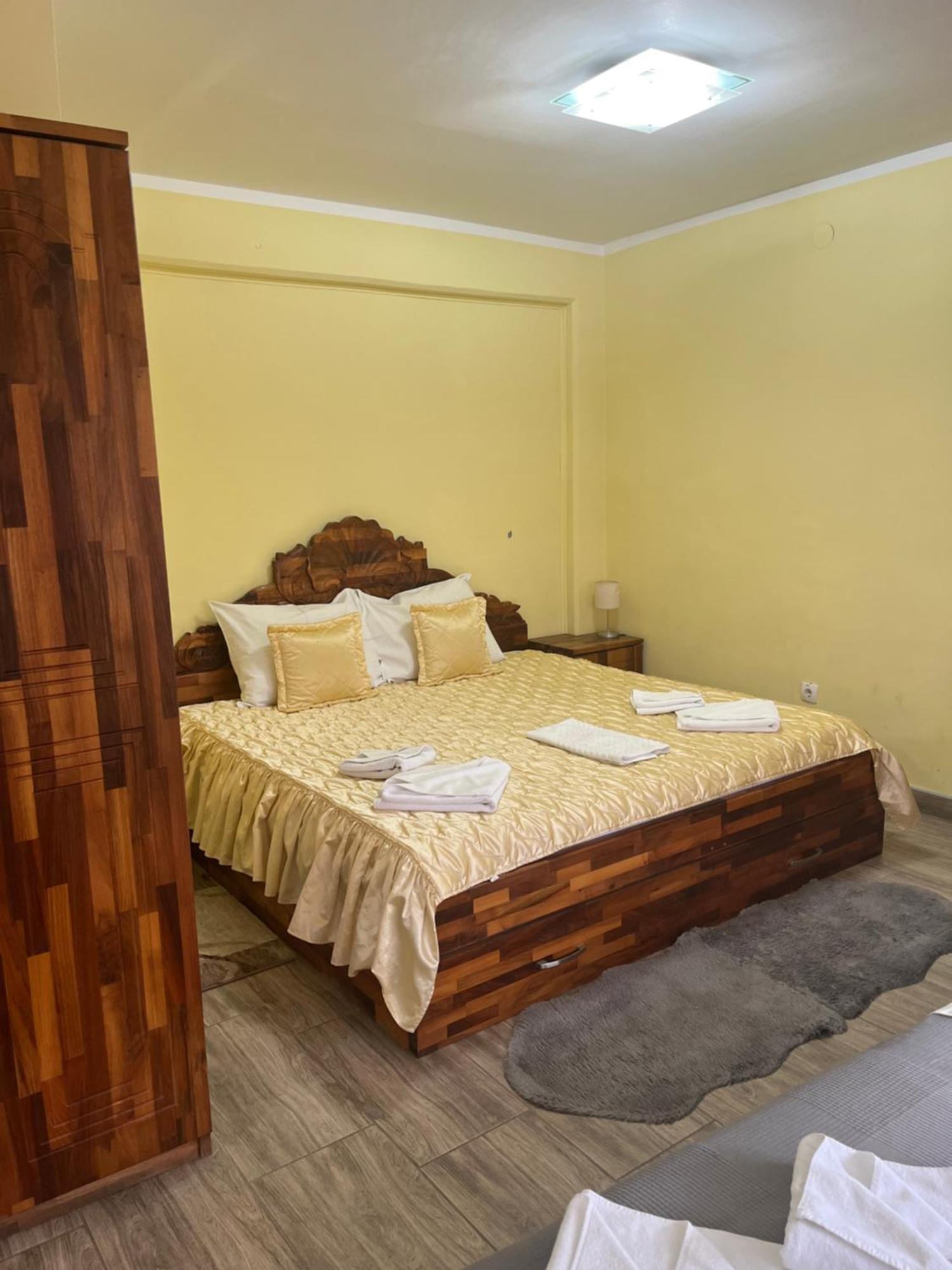 Hotel "Vir" เวลิกาปลานา ภายนอก รูปภาพ