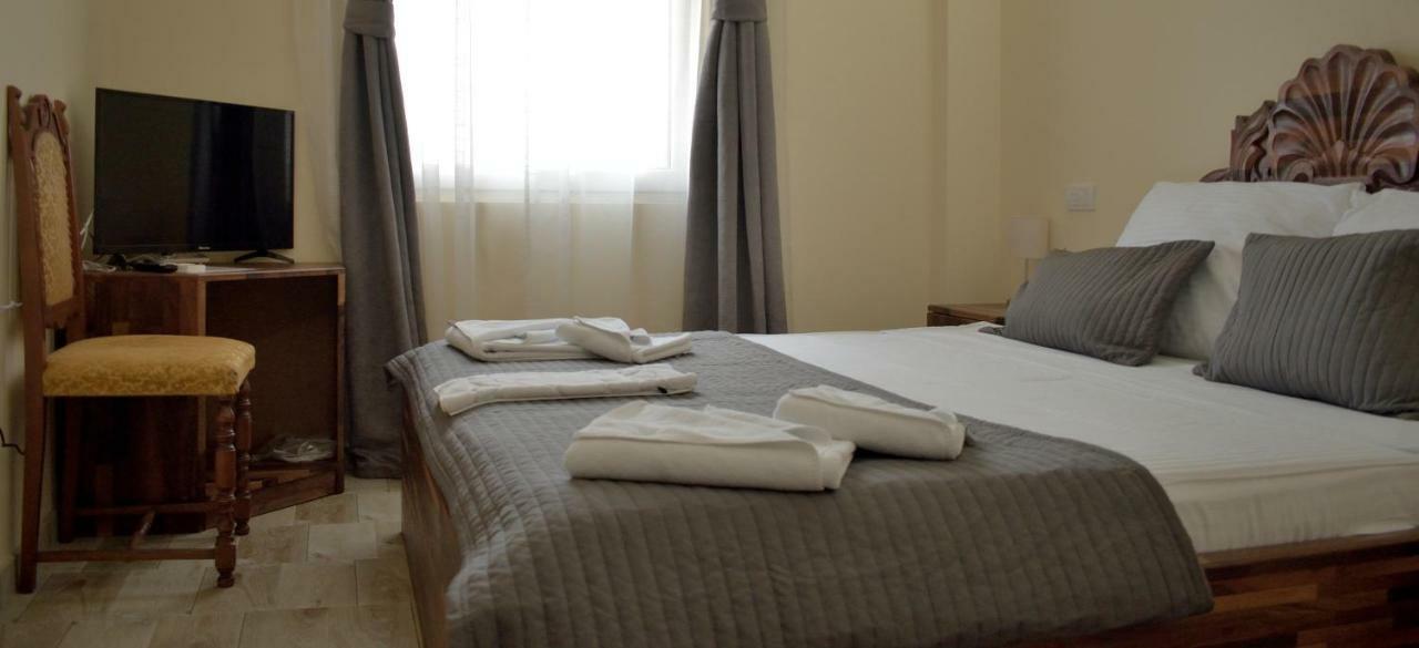 Hotel "Vir" เวลิกาปลานา ภายนอก รูปภาพ
